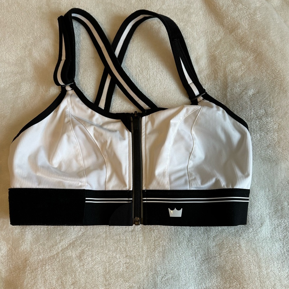 SHEFIT sports bra